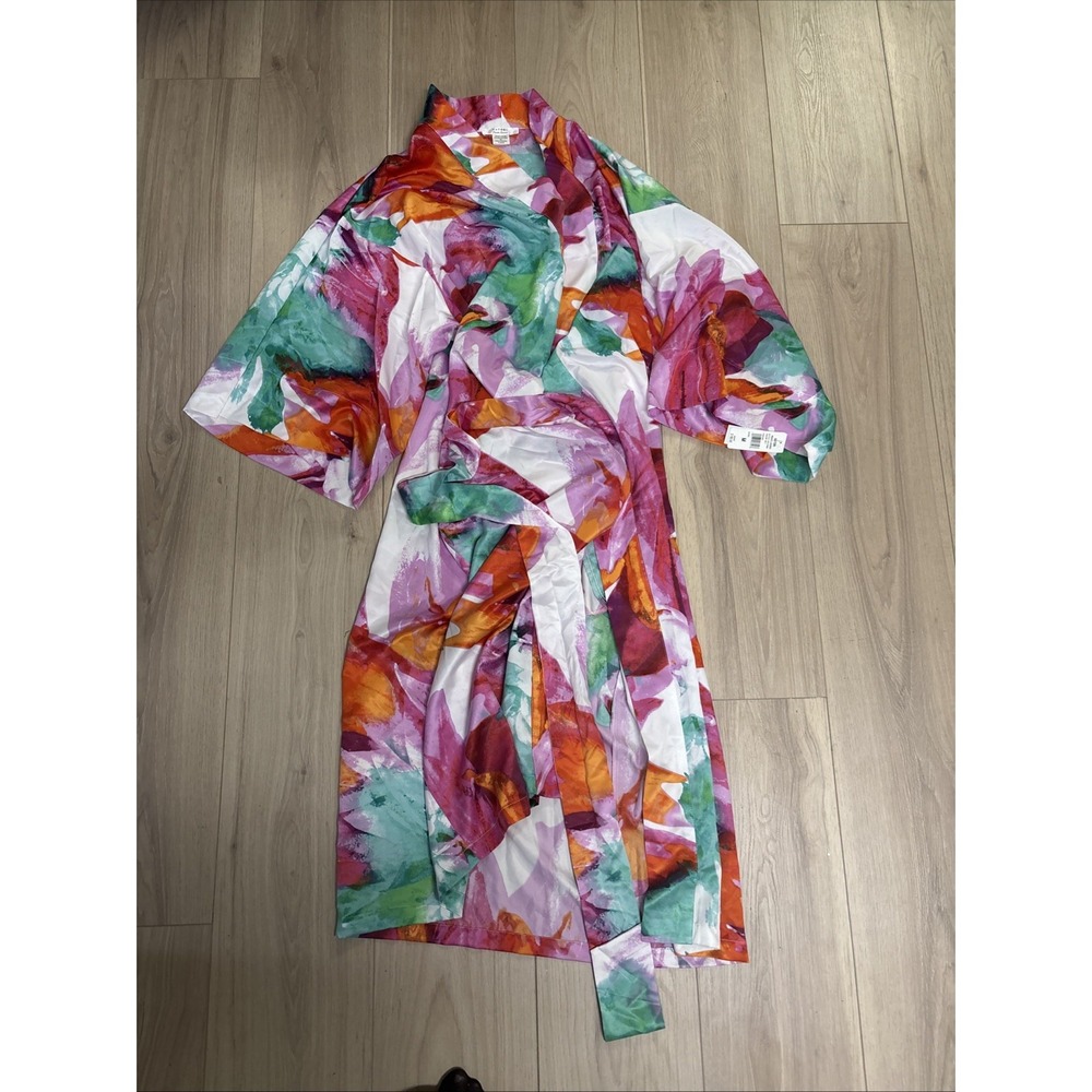 NWT Natori Private Luxuries Women's Size M Floral Robe With Belt